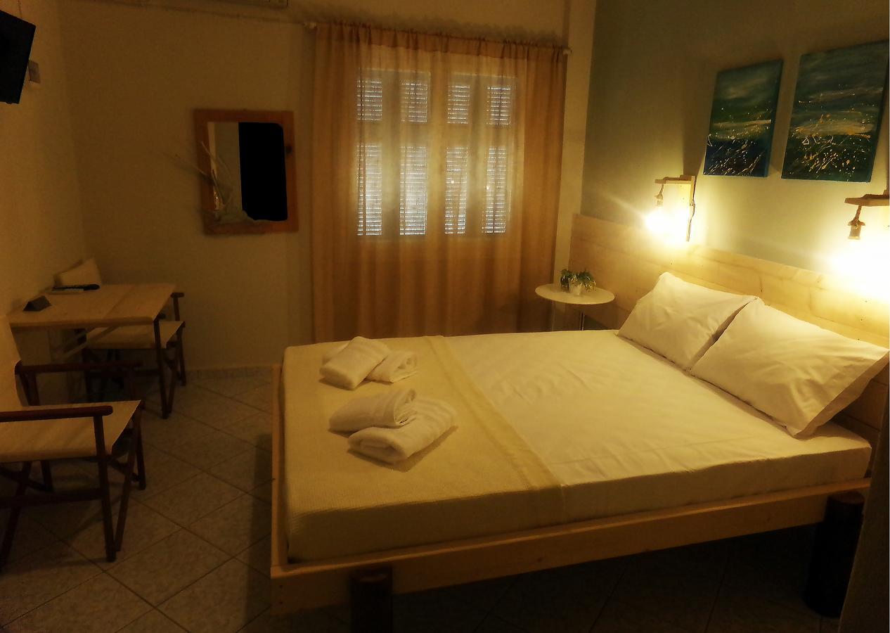 Leia Guest House Ermoupoli Esterno foto
